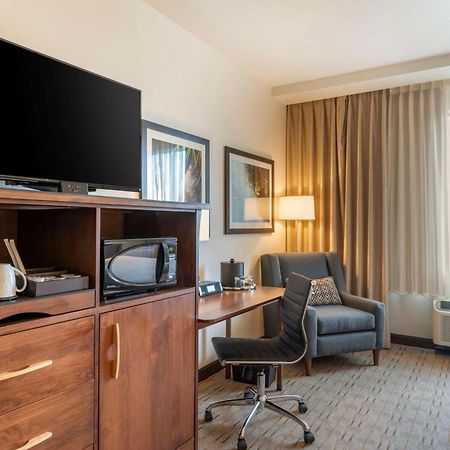 Best Western Premier Boulder Falls Inn Lebanon Esterno foto
