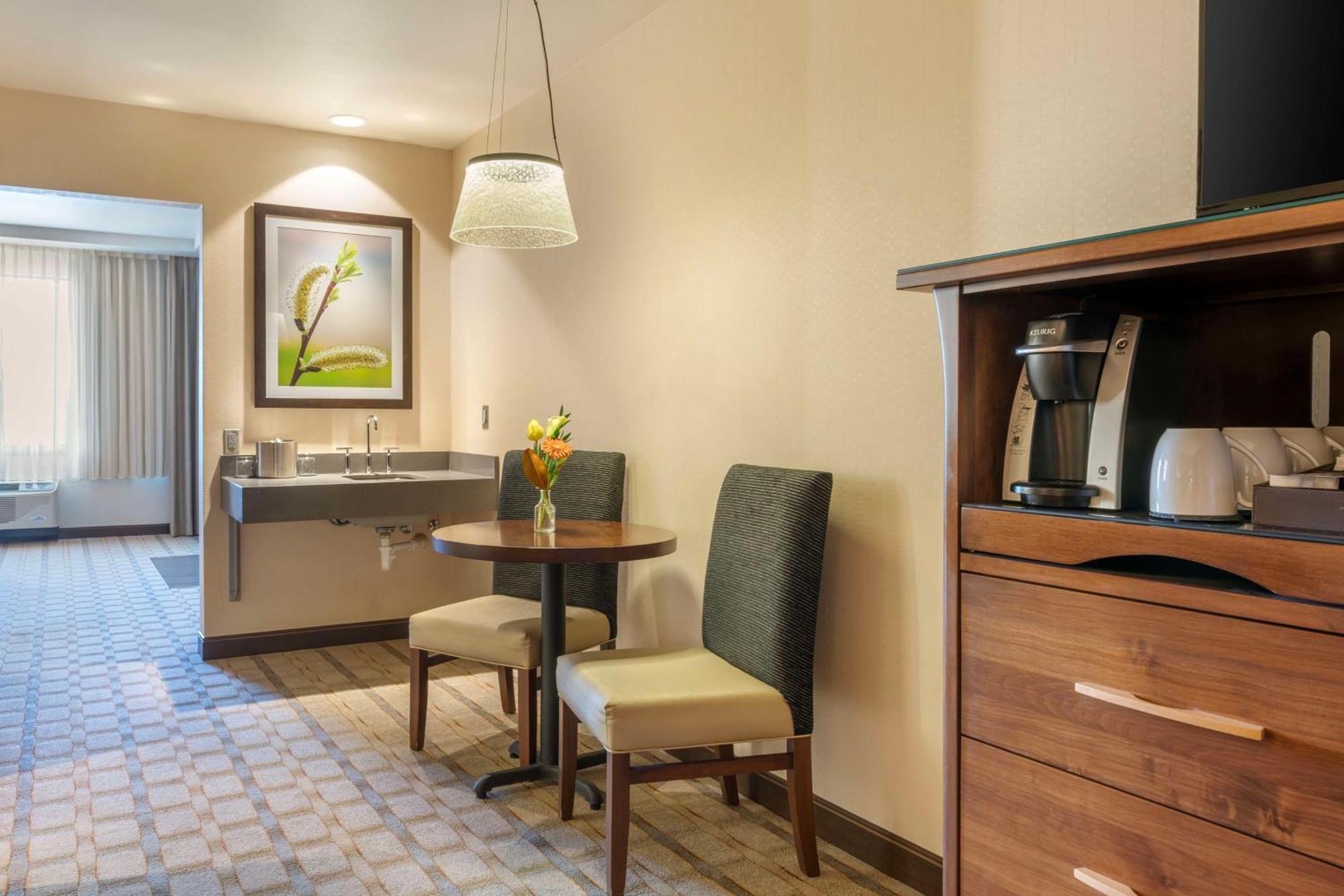 Best Western Premier Boulder Falls Inn Lebanon Esterno foto