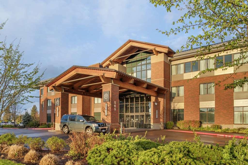 Best Western Premier Boulder Falls Inn Lebanon Esterno foto